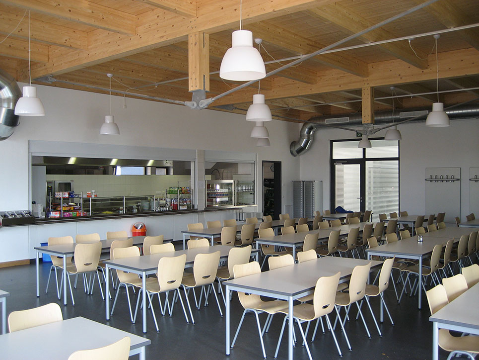 architekt-köck-referenz-projekt-gymnasium-mensa-grafenau